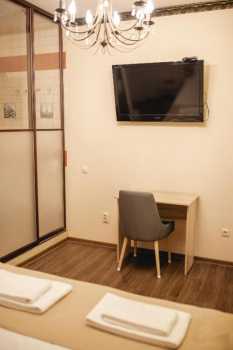 Traveler`s Hotel